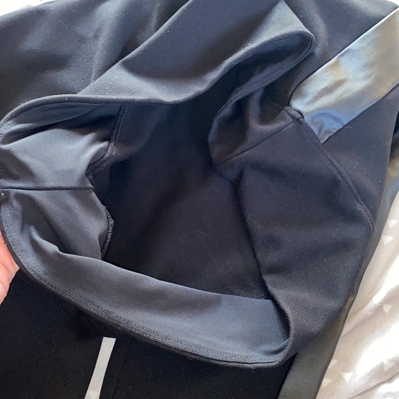 Assets by Spanx Black Faux Leather Racing Stripe Leggings Size 1X - Picture 7 of 7